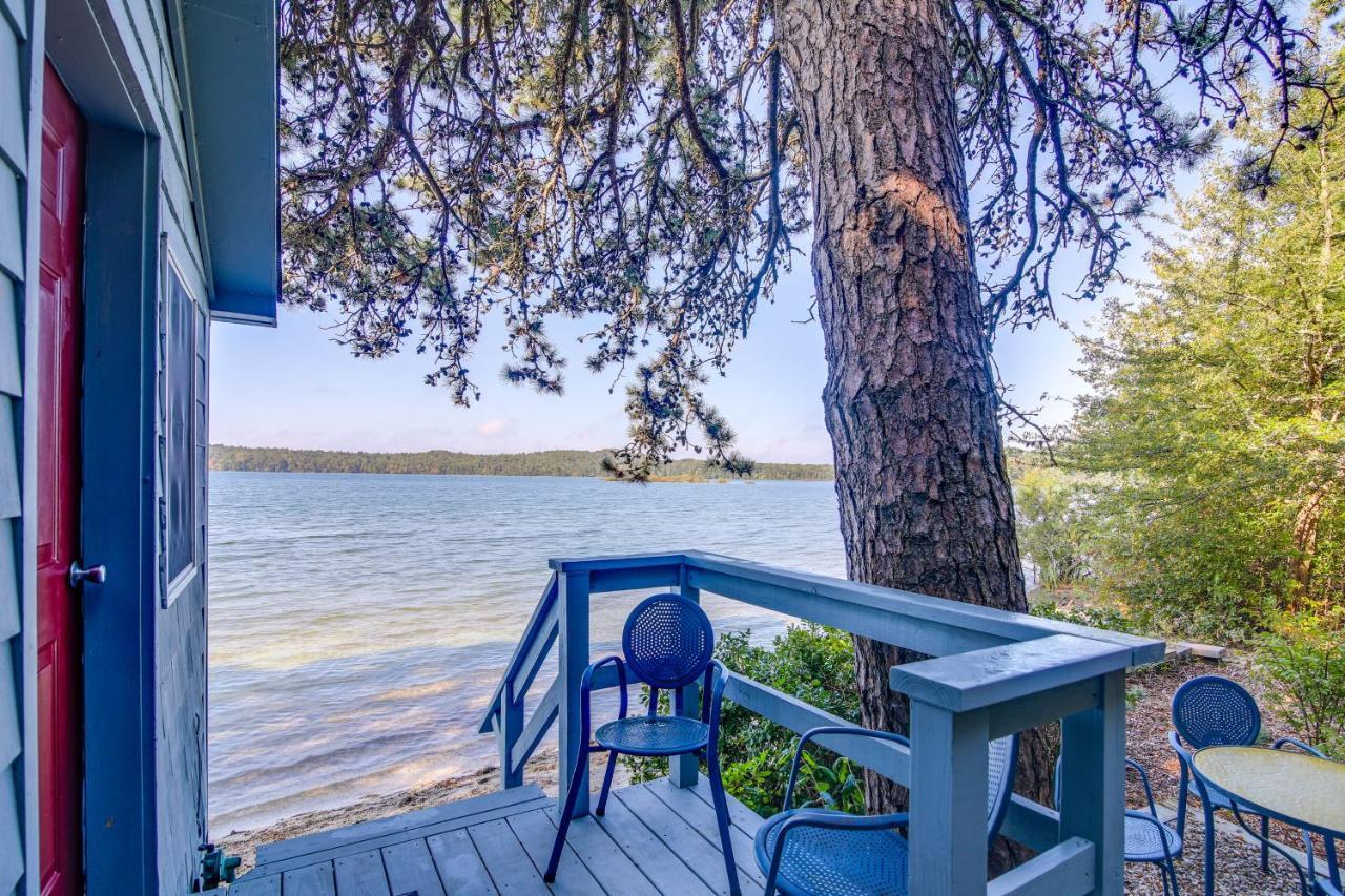Quiet Plymouth Cottage On Great South Pond! Exterior photo