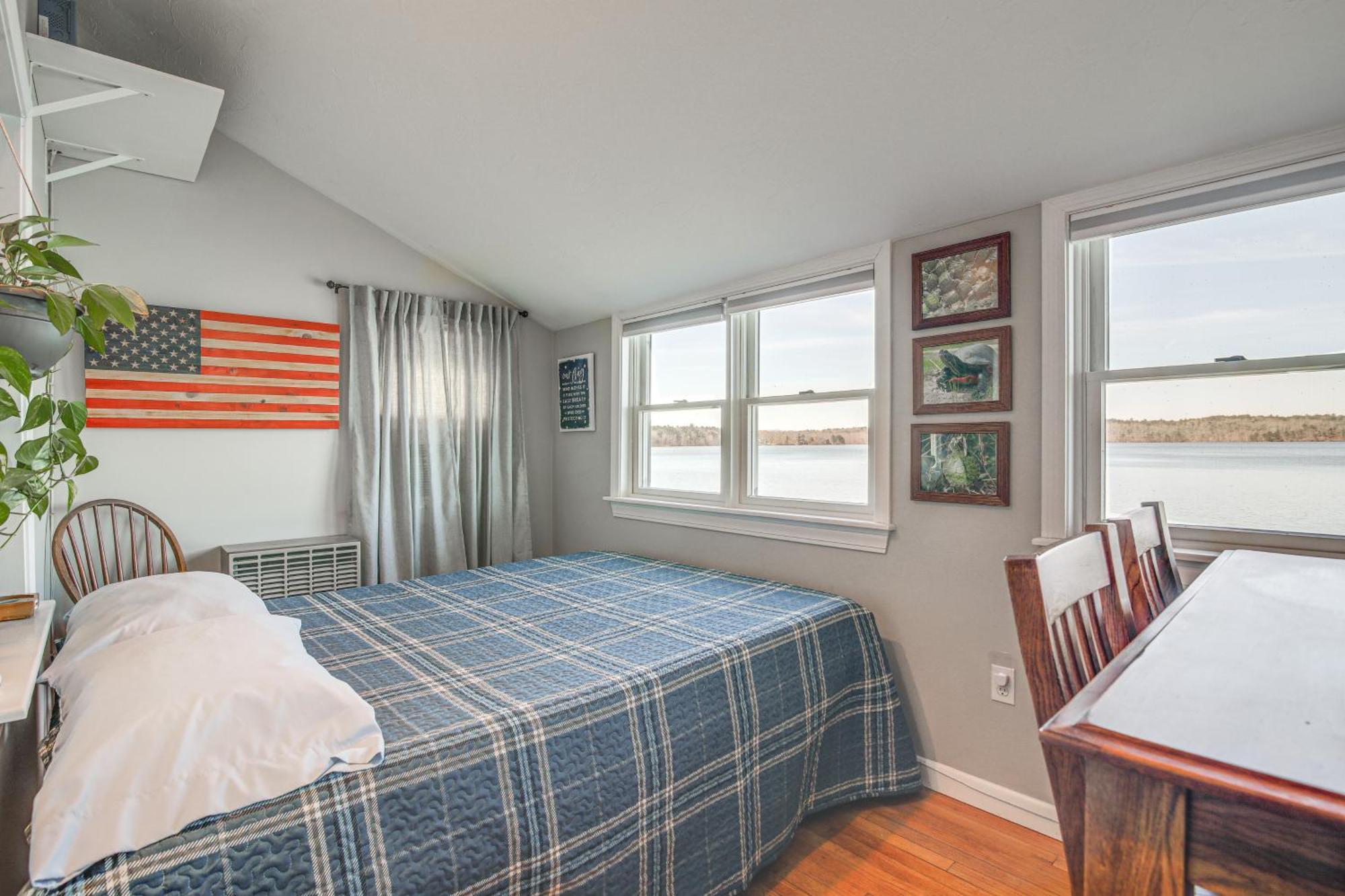 Quiet Plymouth Cottage On Great South Pond! Exterior photo